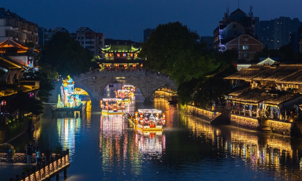 水上千年非遺燈影點(diǎn)“靚”志摩故里