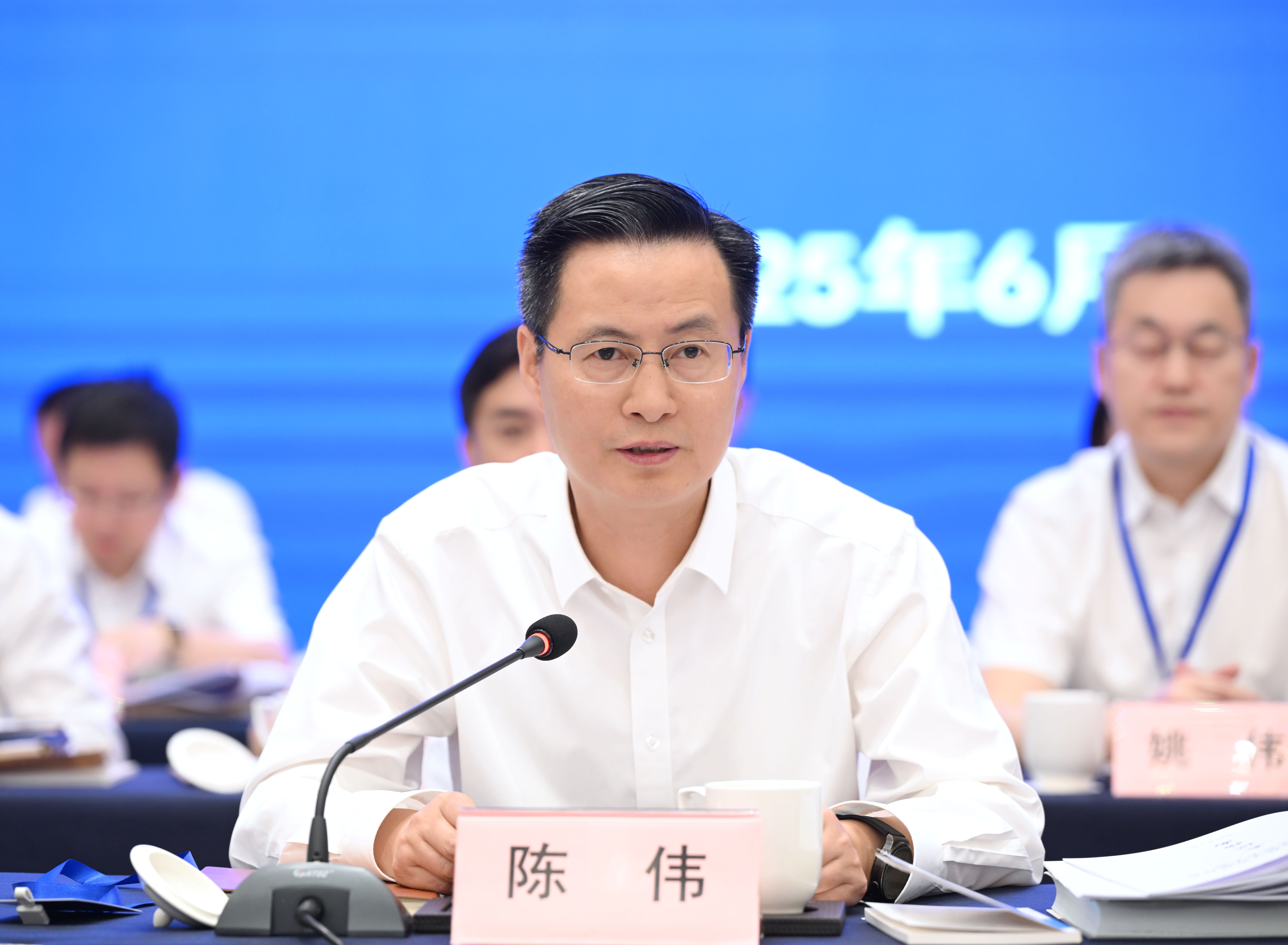 98ea994dd9248a3a8a73bf590164c68.jpg