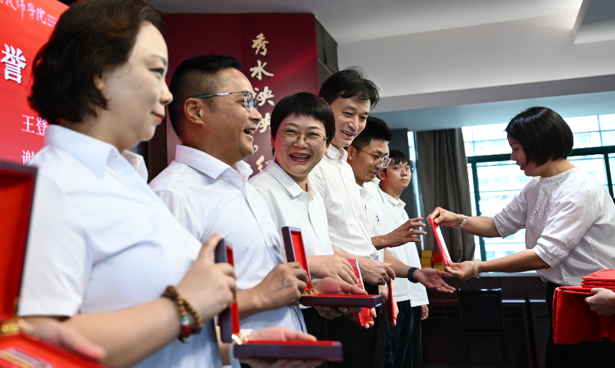 
                匠心铸师魂 他们这样庆祝自己的节日