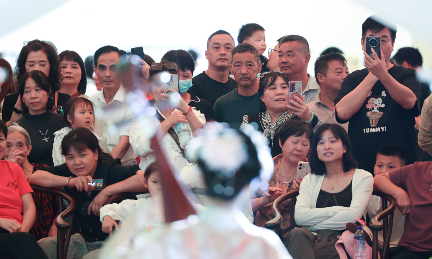 
                网红服务区热度拉满，国庆打卡欢乐多