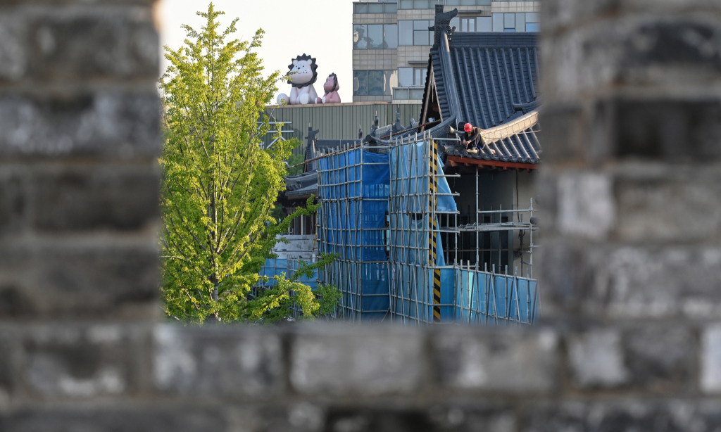 
                屋檐斗拱跃出围栏 嘉兴府南街区块项目加速推进