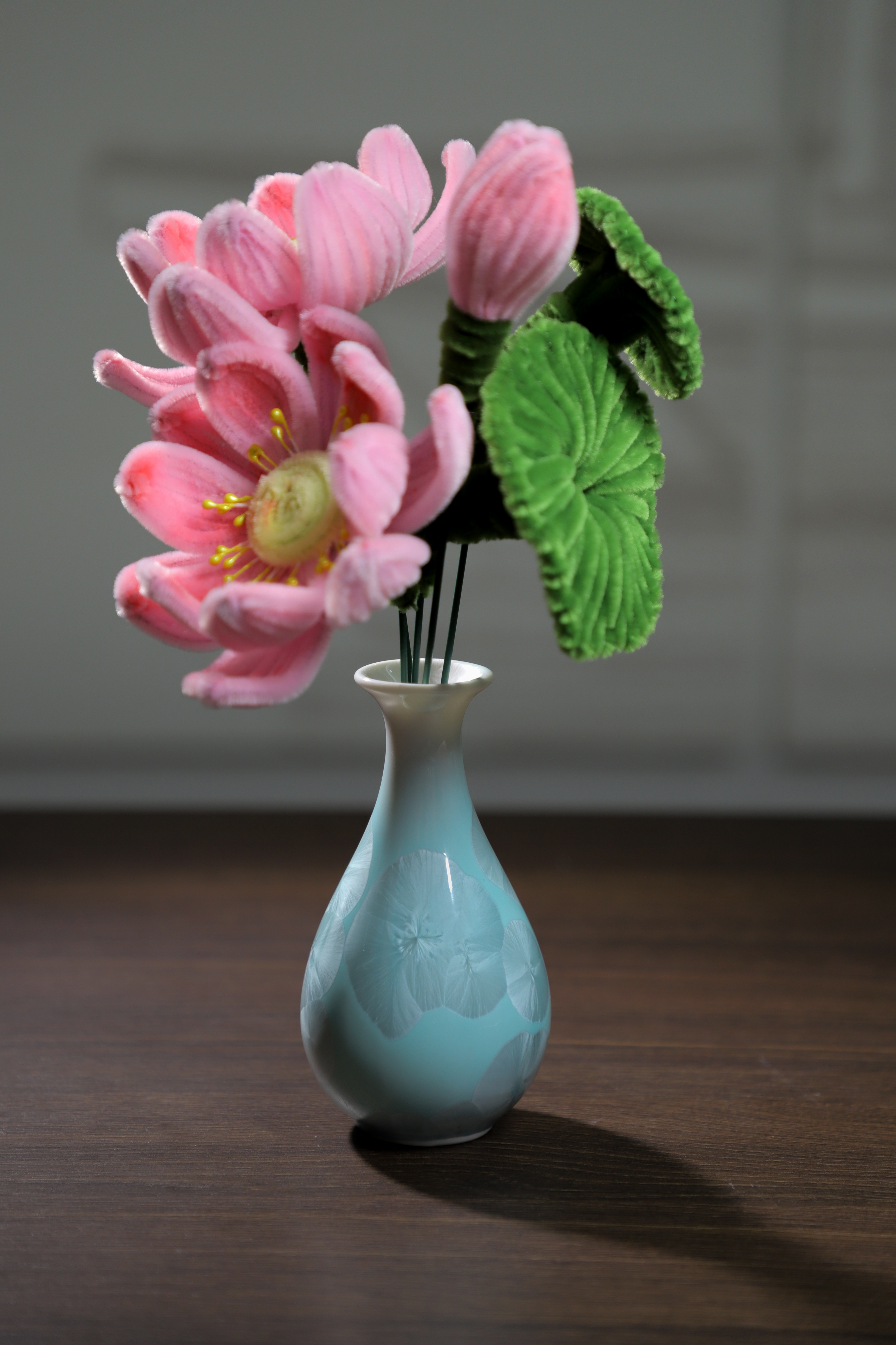 6.绍兴分行陈丹丹：毛根手工作品《莲知盛夏，廉则千秋》.png